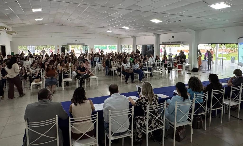 Mato Grosso reúne mais de 300 profissionais na CIB da Assistência Social