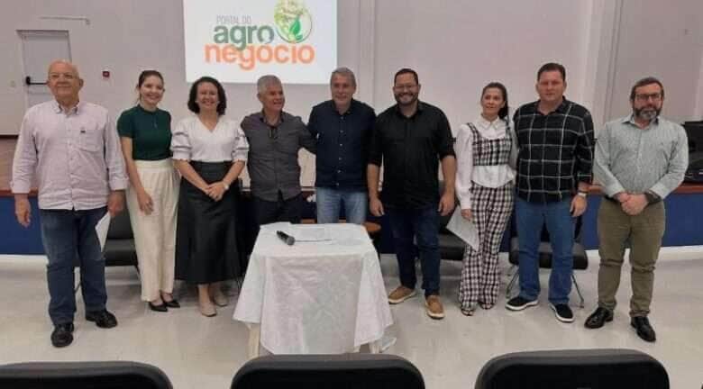 Vice prefeito Paulinho Abreu representa Sinop no 1o Encontro Regional de Prefeitos e Primeiras Damas do Turismo