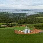 armazem milho fazenda