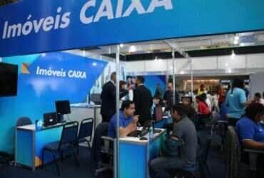 Feirão da Casa Própria da Caixa, em Brasília. O feirão ocorre até domingo (27) nas cidades de Brasília, Belém, Campinas, São Paulo, Curitiba, Florianópolis, Fortaleza e Recife.