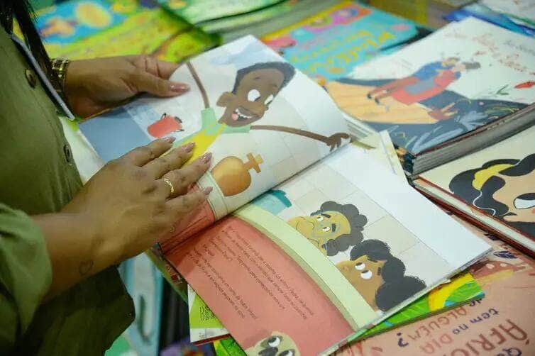 Rio de Janeiro (RJ), 05/09/2023 – Público lota a 20ª Bienal do Livro do Rio de Janeiro, no Riocentro, na Barra da Tijuca, zona oeste da capital fluminense. Foto: Tomaz Silva/Agência Brasil