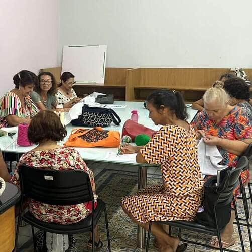 idosos bordados