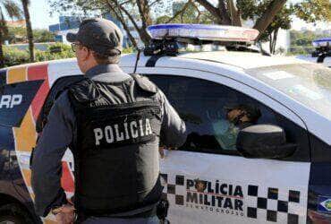 Família é feita refém e tem carro recuperado após roubo em zona rural de Mato Grosso