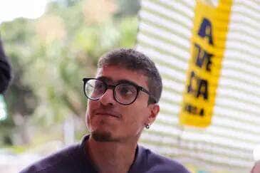 Fabio Rodrigues-Pozzebom/Agência Brasil Brasília (DF), 17/05/2025 - Marcus Martins participa da mostra de cinema antimanicomial, no Cine Brasília. Foto: Fabio Rodrigues-Pozzebom/Agência Brasil