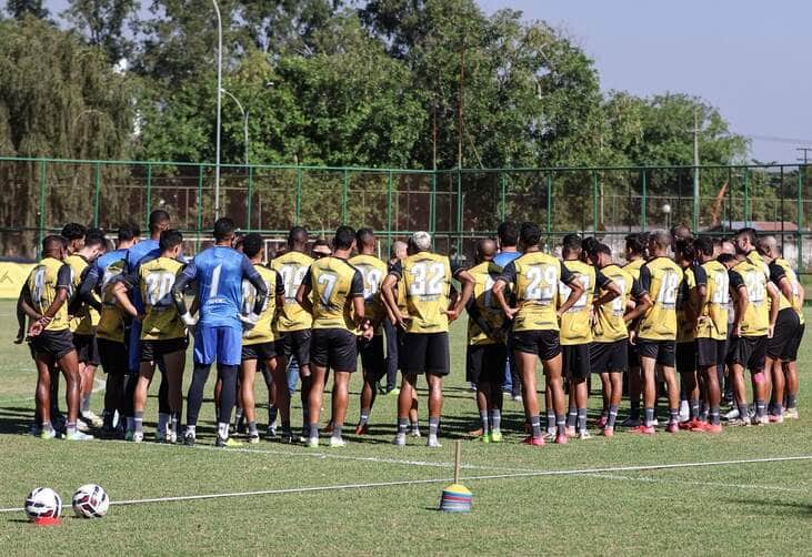 Goiás x Volta Redonda: onde assistir ao vivo, escalações e tudo sobre o duelo na Série B. Imagem: Divulgação Voltaço Goiás x Volta Redonda: onde assistir ao vivo, escalações e tudo sobre o duelo na Série B. Imagem: Divulgação Voltaço