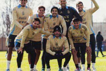 Argentina x Colômbia: onde assistir, escalações e palpites do confronto pelas Eliminatórias da Copa. Imagem: Divulgação AFA