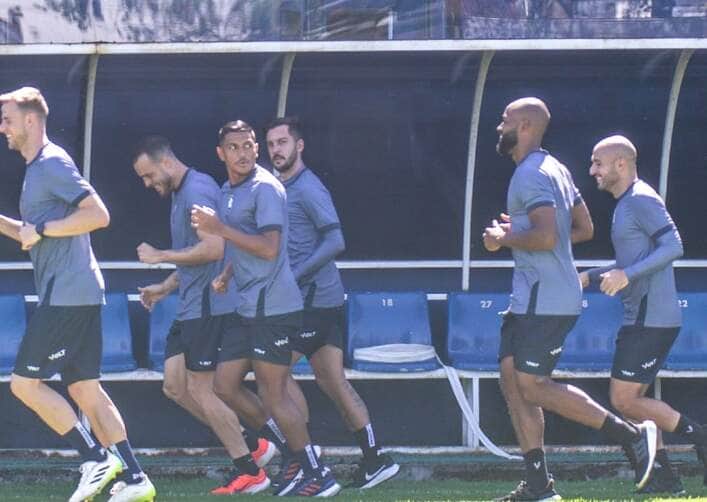 Athletico-PR x Remo: Onde assistir, escalações e tudo sobre o duelo decisivo na Série B. Imagem: Samara Miranda/Remo Athletico-PR x Remo: Onde assistir, escalações e tudo sobre o duelo decisivo na Série B. Imagem: Samara Miranda/Remo