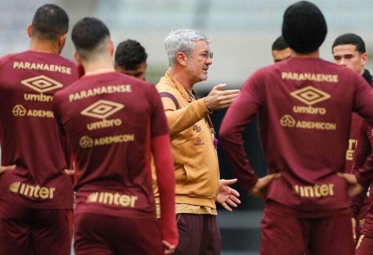 Athletico-PR x Remo: Onde assistir, escalações e tudo sobre o duelo decisivo na Série B. Imagem: José Tramontim/Athleticoi
