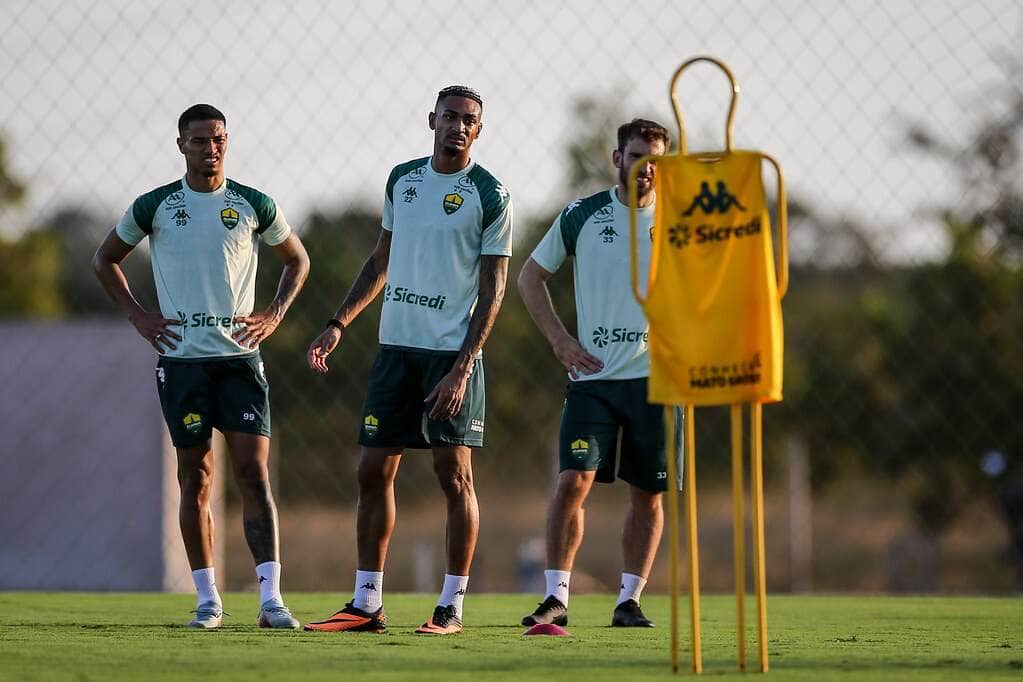 Cuiabá x Botafogo-SP: onde assistir ao vivo. Imagem: AssCom Dourado Cuiabá x Botafogo-SP: onde assistir ao vivo. Imagem: AssCom Dourado