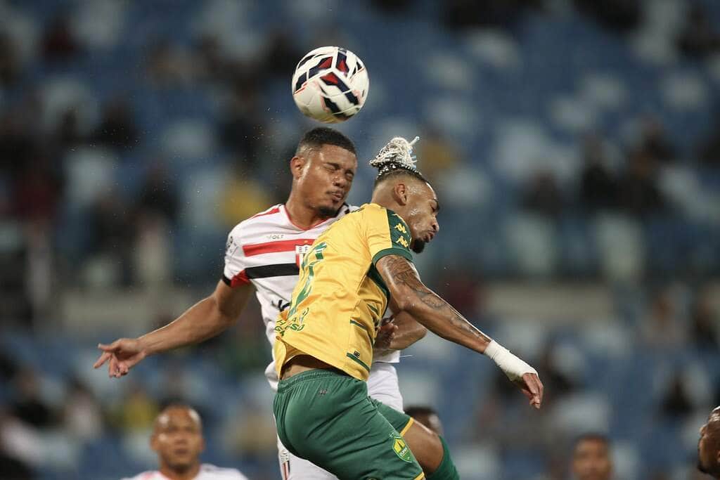 Lance de Cuiabá x Botafogo-SP. Imagem: AssCom Dourado