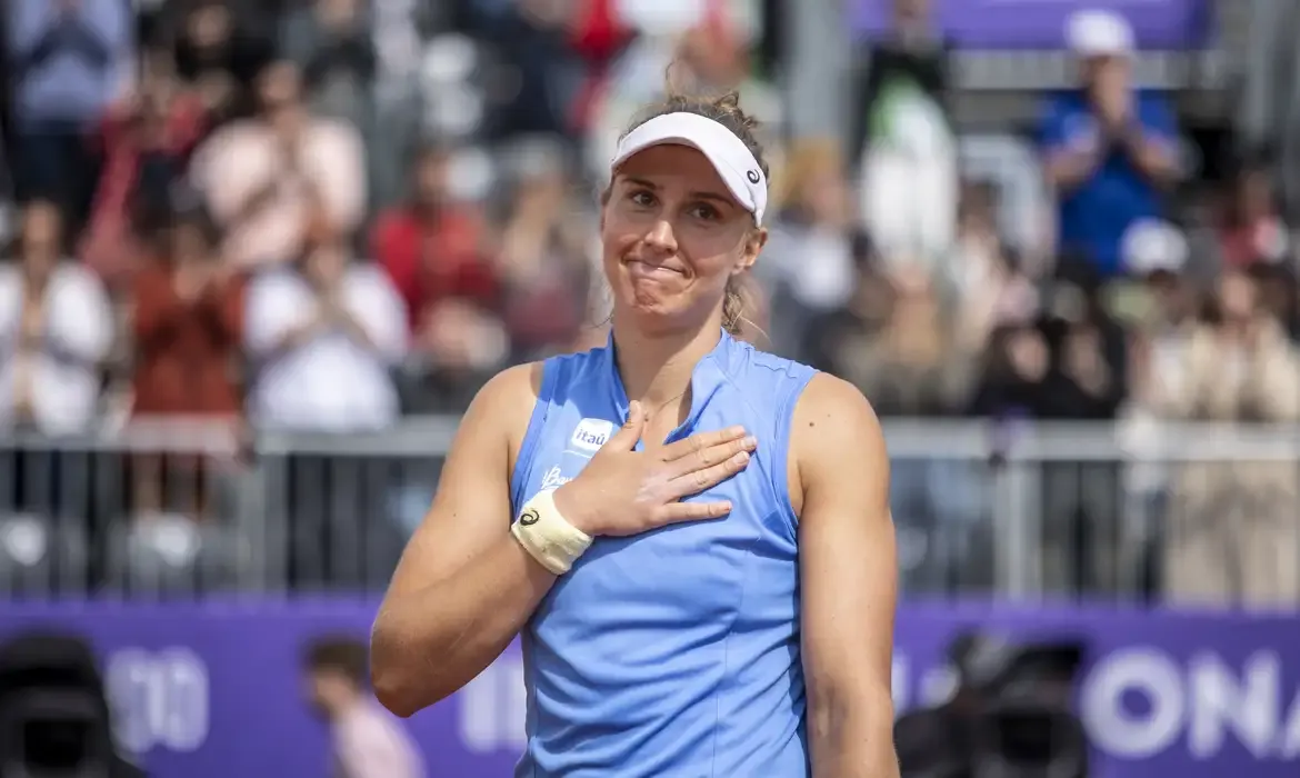 Brasileiros Bia Haddad e João Fonseca encerram preparatórios antes de Wimbledon