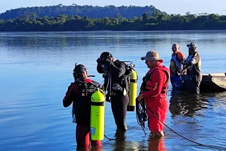 Bombeiros encontram corpo de homem após afogamento em rio de Mato Grosso