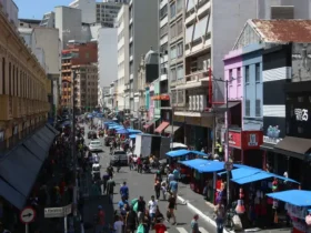Comércio registra fechamento de vagas em março, aponta FecomércioSP