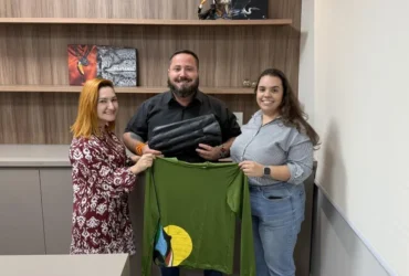Condutores turísticos recebem kits de proteção para fortalecer turismo