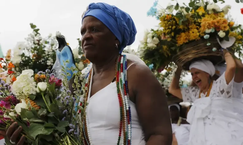 Crescimento de religiões afro reflete resistência contra intolerância