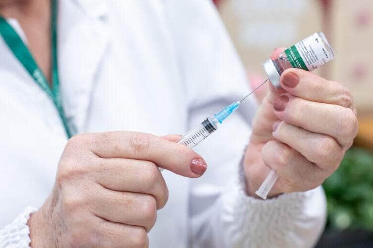 Cuiaba promove 3a rodada de vacinacao contra gripe em shoppings