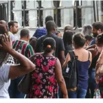 Desemprego cai para 6,2% e registra nível mais baixo desde 2012