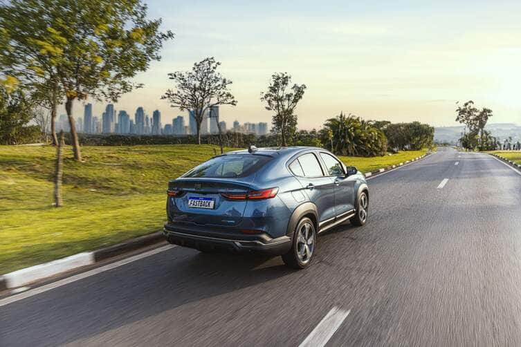 Fiat Fastback 2025 hibrido oferece eficiencia sem comprometer desempenho Divulgacao 3