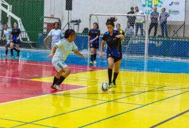 Final do futsal nos Jogos Estudantis Cuiabanos e marcada por rivalidade e publico recorde