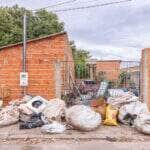 Fiscalizacao em cinco sucatoes de Cuiaba identifica diversas irregularidades ambientais sanitarias e de seguranca