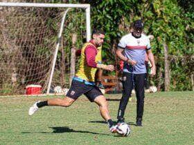 Botafogo-SP x Chapecoense na Série B: onde assistir, escalações e tudo sobre o jogo. Imagem: João Victor Cristovão Agência Botafogo