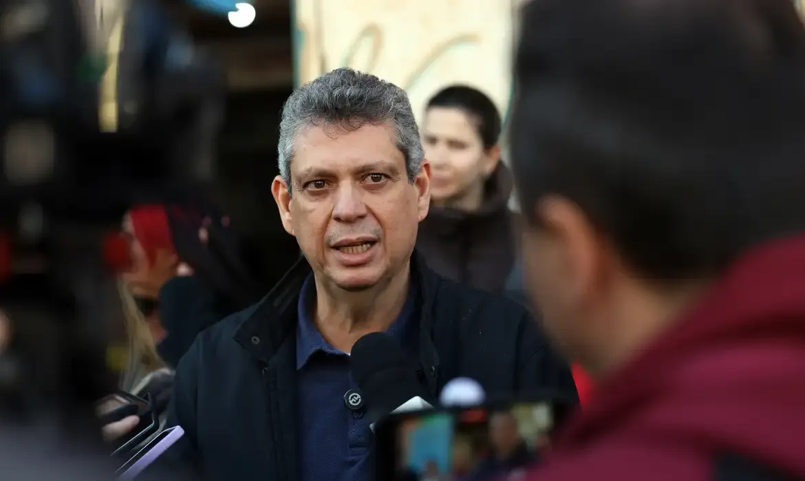 Macêdo classifica como retrocesso nacional a derrubada do decreto do IOF