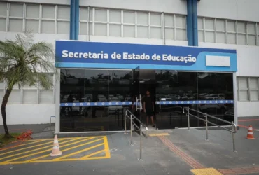 Desaparecimento de mais de 20 mil inscritos marca seletivo da Seduc para educação especial