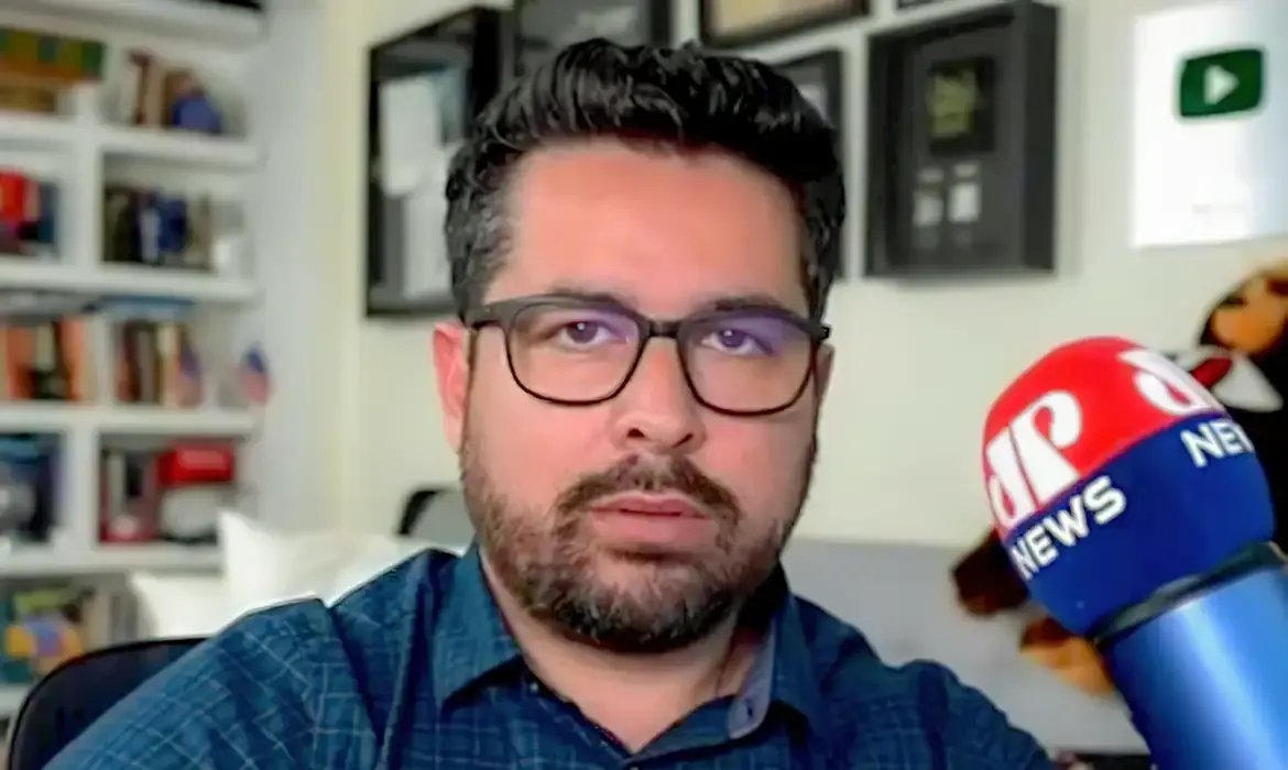 Moraes confirma notificação de denúncia contra neto de Figueiredo