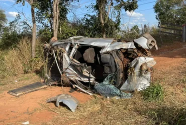 Motorista tenta ultrapassagem em rodovia de Mato Grosso provoca acidente deixa homem ferido e foge