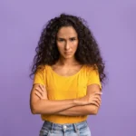 Mulher irritada