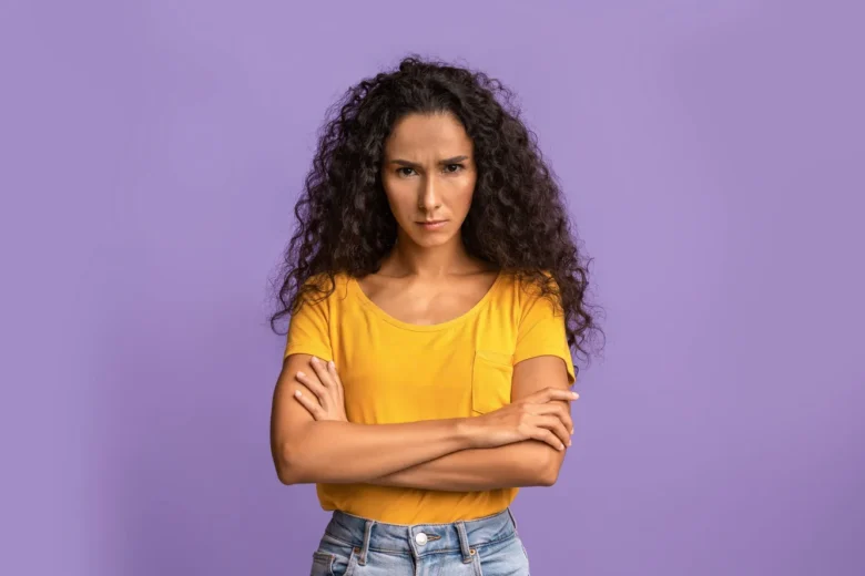 Mulher irritada