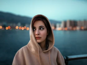 Mulher observando