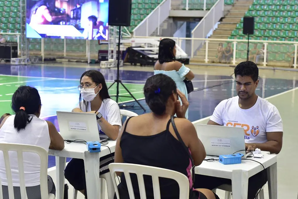 Mutirão amplia acesso ao programa SER Família com novos cadastros