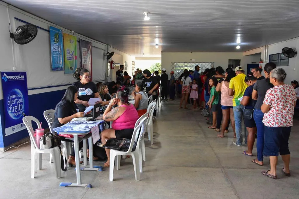 Mutirão leva serviços gratuitos a mais de 4,9 mil moradores