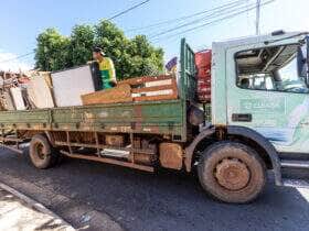 Operacao cata treco de Cuiaba beneficia 15 bairros com coleta de entulho gratuita