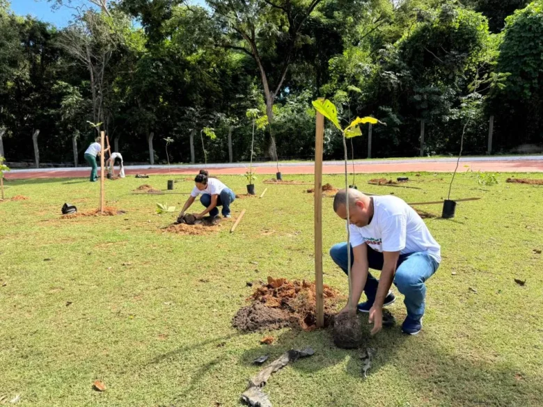 Parque das Águas ganha 200 mudas no Dia do Meio Ambiente