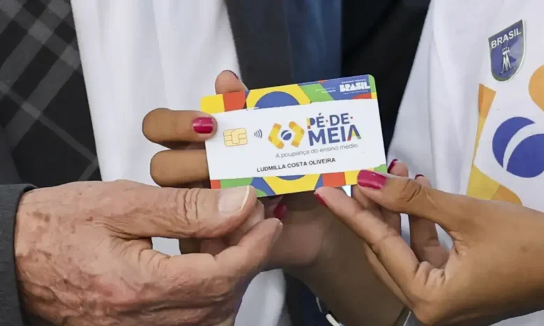 Pé-de-Meia garante hoje parcela para nascidos em setembro e outubro