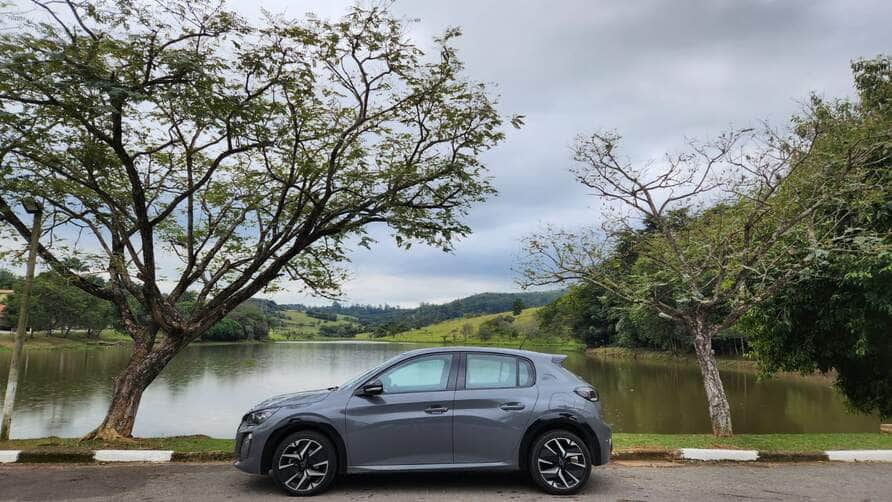 Peugeot 208 2025 se renova com versao GT e motor turbo eficiente Sergio Dias 12