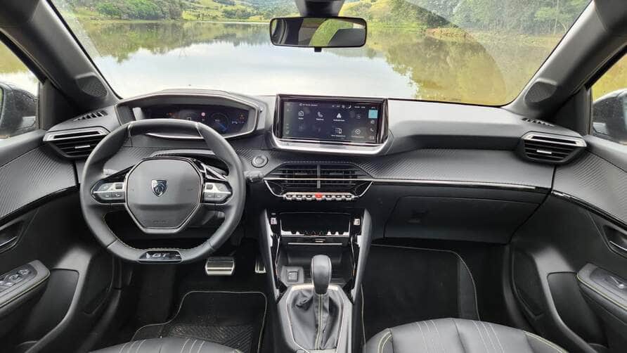 Peugeot 208 2025 se renova com versao GT e motor turbo eficiente Sergio Dias 6