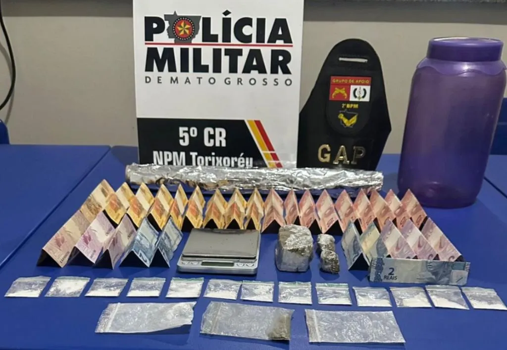 Polícia Militar apreende drogas e prende mulher por tráfico em Torixoréu