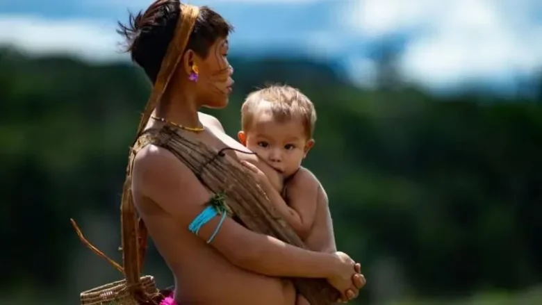 Semana de Apoio à Amamentação Indígena fortalece saúde e cultura em Mato Grosso