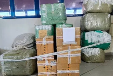Sefaz apreende carga irregular escondida entre bobinas de aço