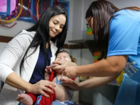 Vacinação enfrenta desafios no Brasil apesar de avanços recentes