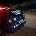Guarda Civil Municipal foi acionada após homem embriagado arremessar pedras e ameaçar atropelar o vizinho com um caminhão