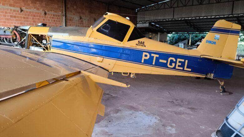 Organização criminosa atuava no roubo de aeronaves, tráfico internacional de cocaína por via aérea e lavagem de dinheiro; ações ocorrem em três estados
