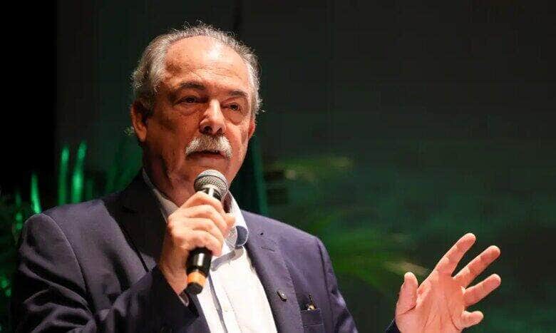 Rio de Janeiro (RJ), 22/05/2025 –O presidente do Banco Nacional de Desenvolvimento Econômico e Social (BNDES), Aloizio Mercadante durante celebração do Dia Internacional da Biodiversidade, no Jardim Botânico do Rio de Janeiro, na zona sul da capital fluminense. Foto: Tomaz Silva/Agência Brasil