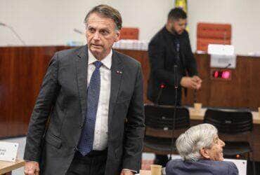 Brasília (DF), 10/06/2025 - O ex presidente Jair Bolsonaro chegando para depoimento na 1 turma do STF.
O ministro do Supremo Tribunal Federal (STF) Alexandre de Moraes começa a ouvir os réus do núcleo 1 na ação da trama golpista, os interrogatórios ocorrerão presencialmente na sala de julgamentos da primeira turma da corte 
Foto: Valter Campanato/Agência Brasil