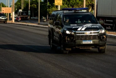 Colisão entre carro e caminhão deixa dois mortos na MT-351