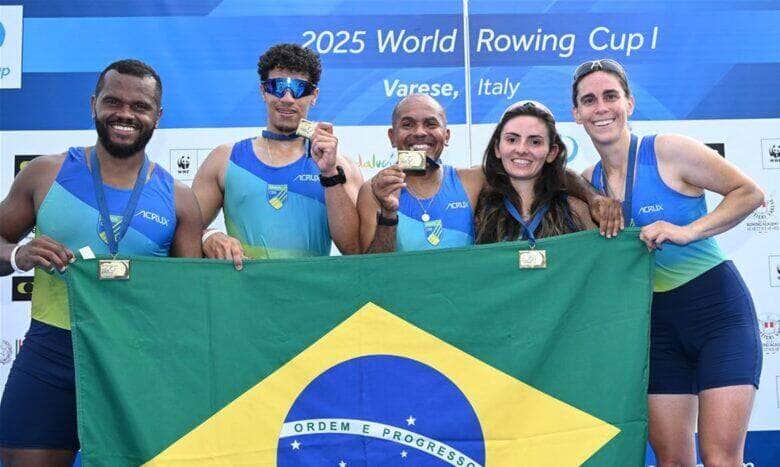 PR3 quatro com misto, remo, copa do mundo