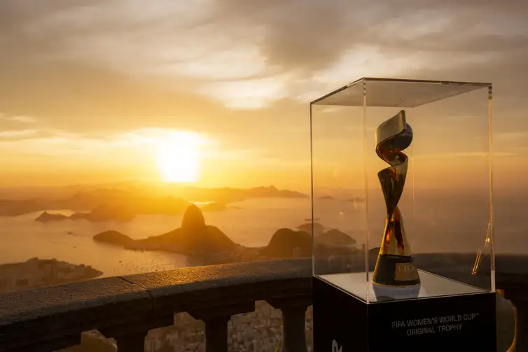 Thais Magalhães/CBF/Direitos Reservados troféu, copa do mundo de futebol feminino, Rio de Janeiro, taça